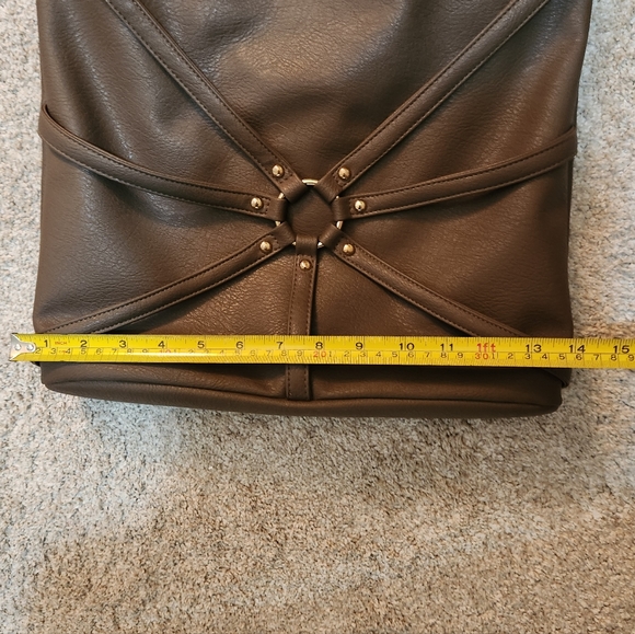 Beautiful Rampage vegan taupe handbag/crossover/adjustable purse - Picture 2 of 11